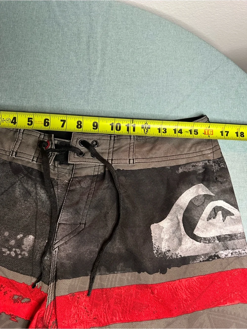 Quiksilver stylish boardshorts